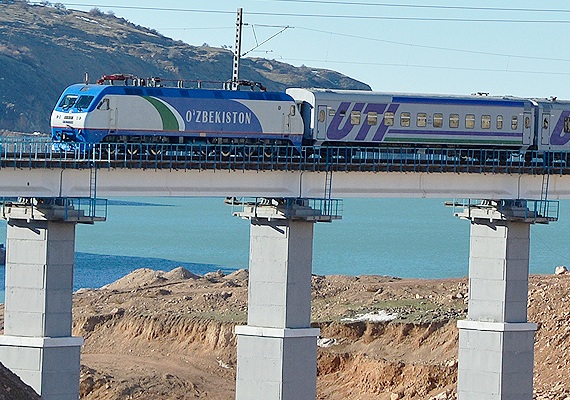 Bahnreise durch Usbekistan